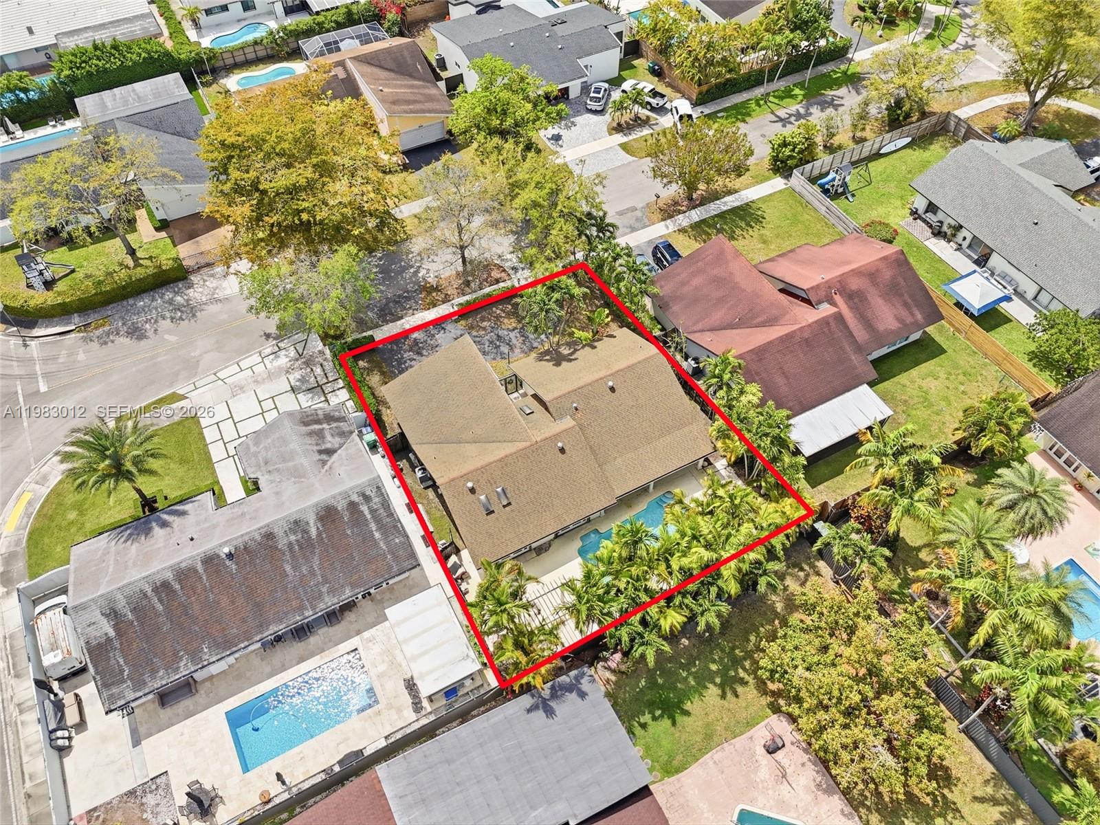 CALUSA CLUB ESTATES 6TH A - Residential