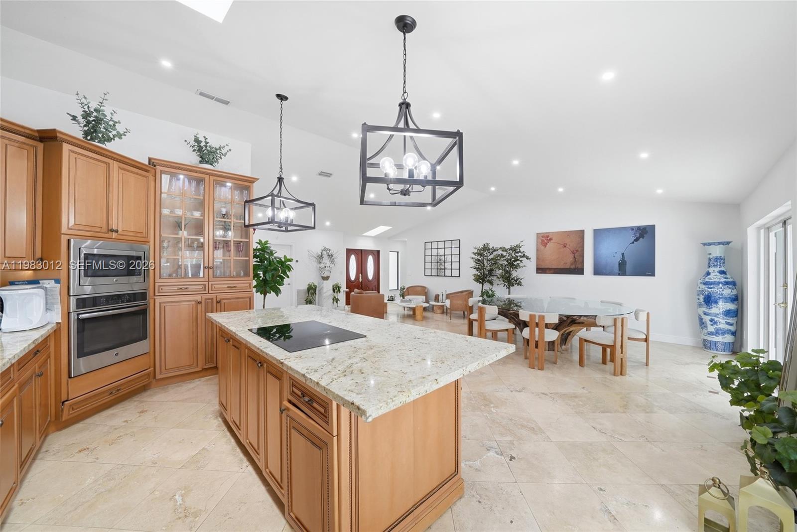 CALUSA CLUB ESTATES 6TH A - Residential