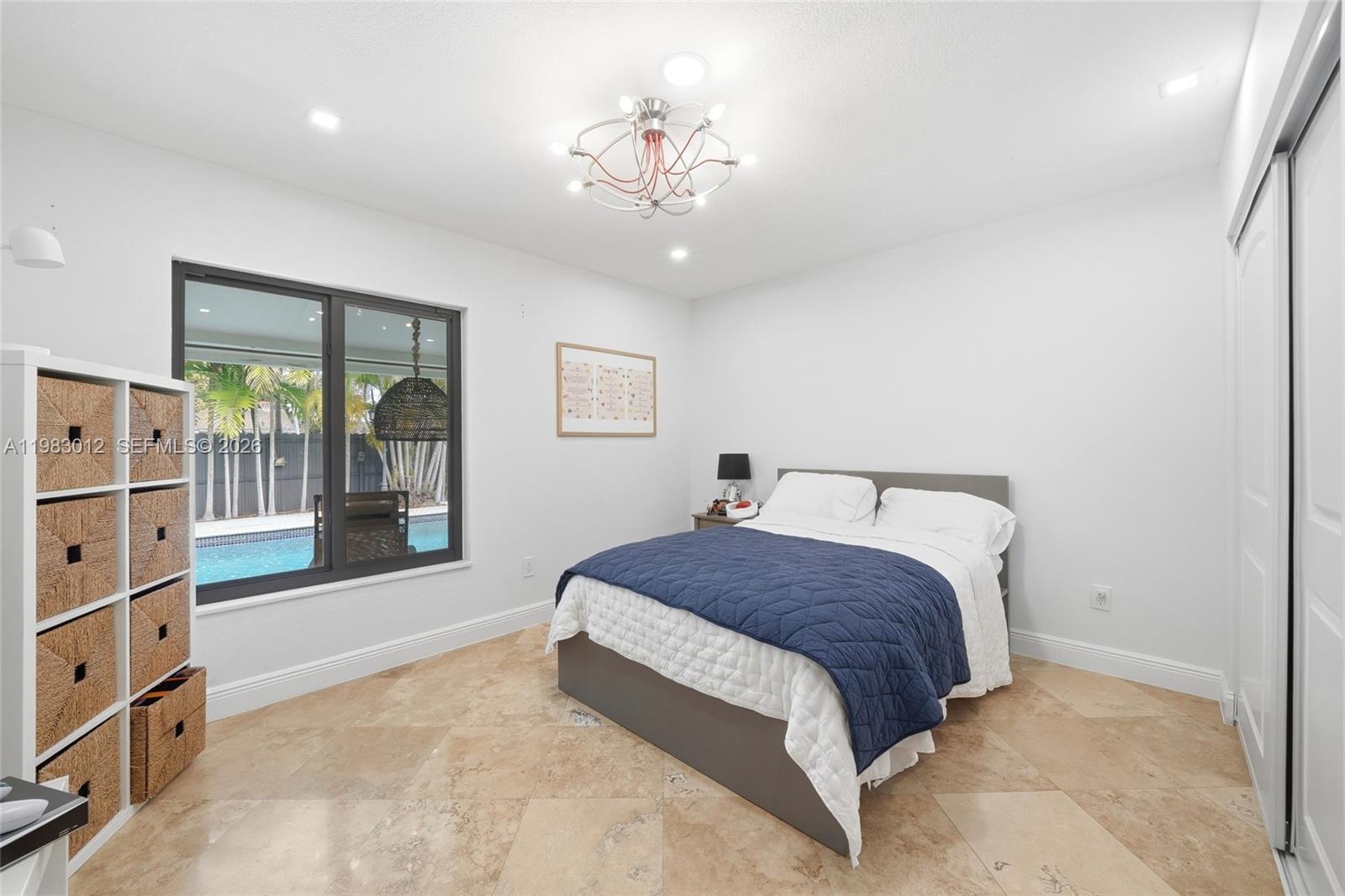 CALUSA CLUB ESTATES 6TH A - Residential