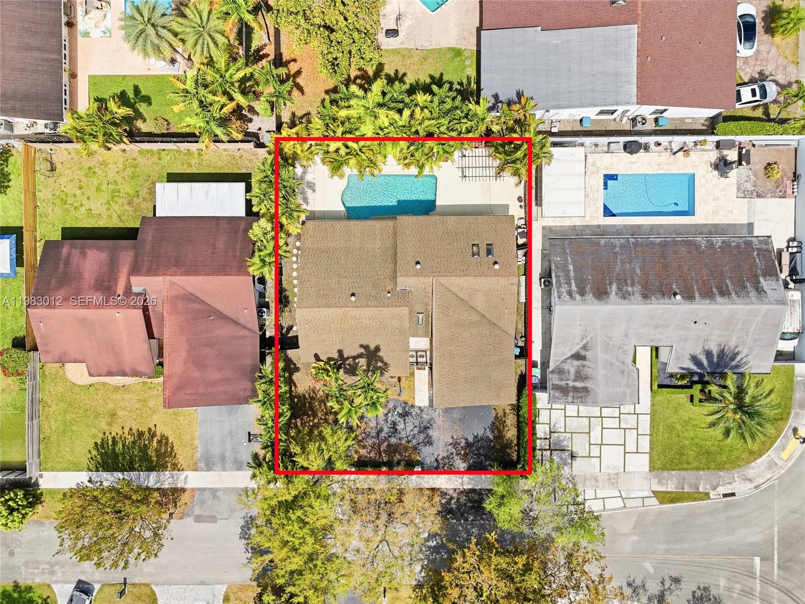 CALUSA CLUB ESTATES 6TH A - Residential