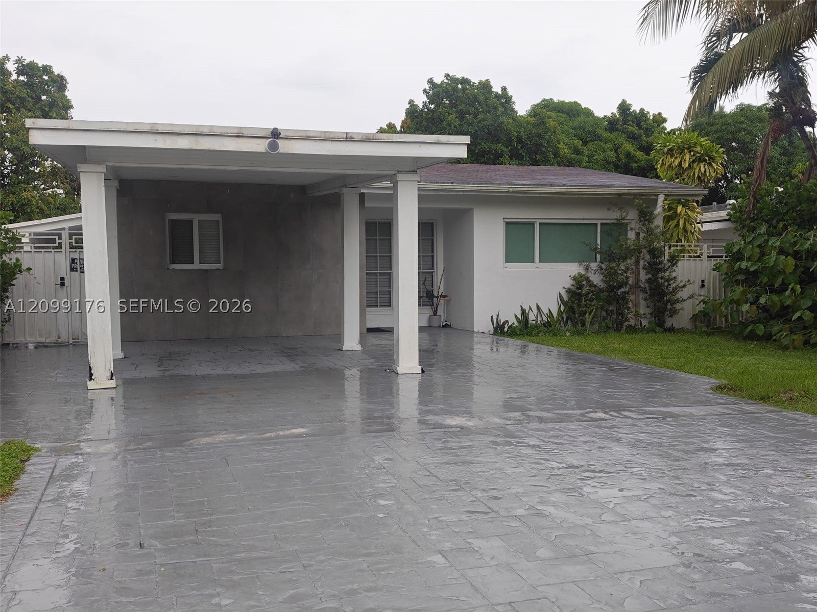 305 NW 122nd St