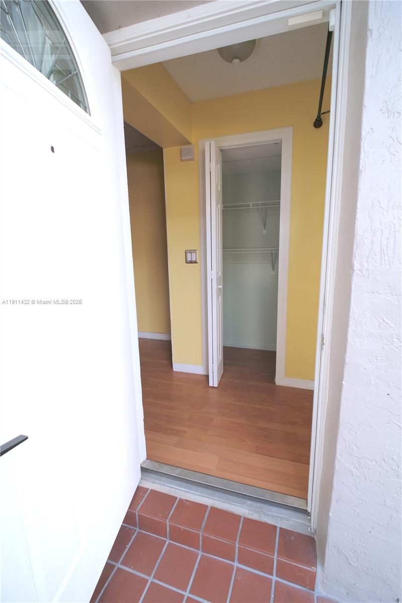 FLAMINGO GARDENS - Residential