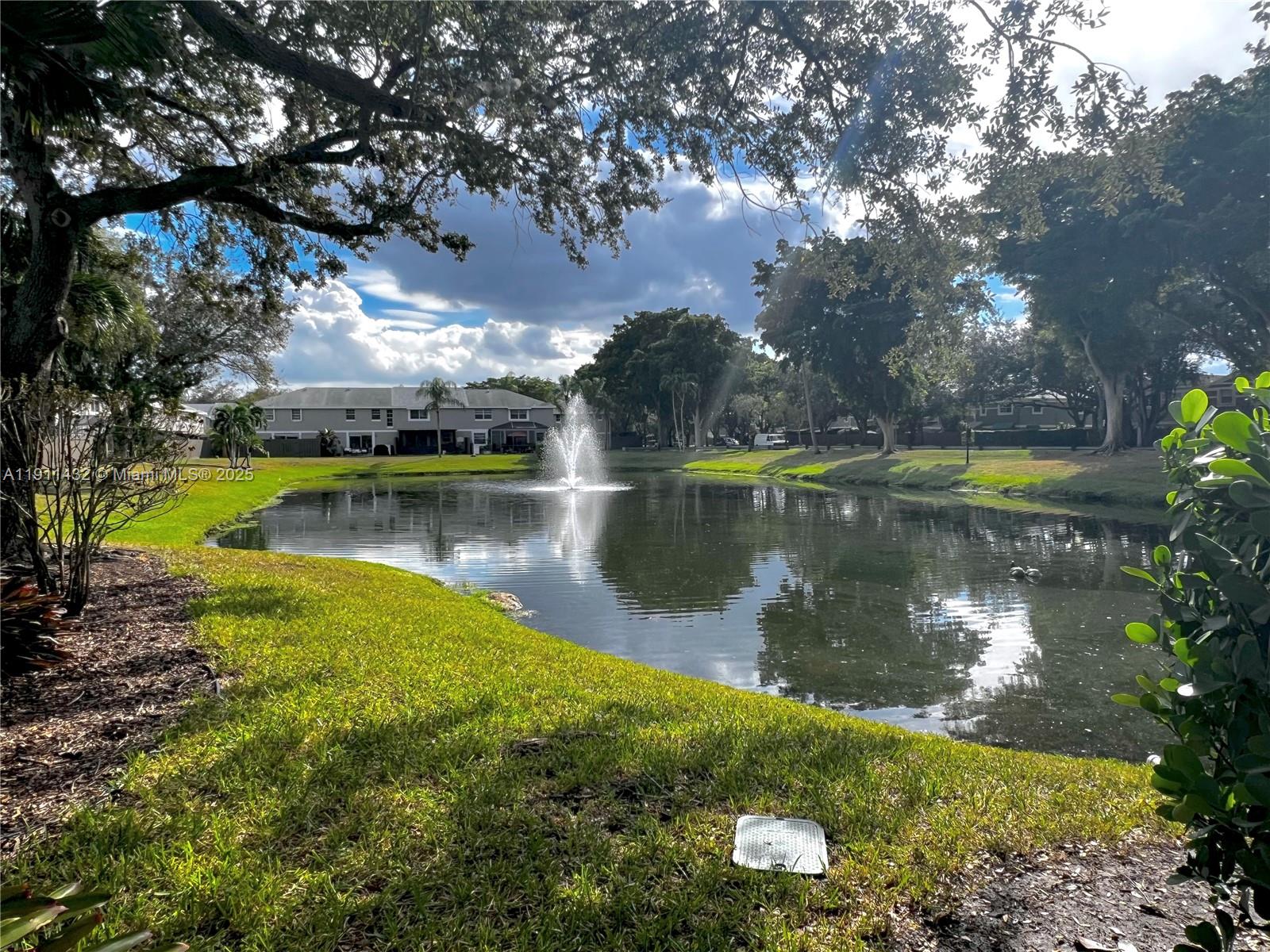 FLAMINGO GARDENS - Residential