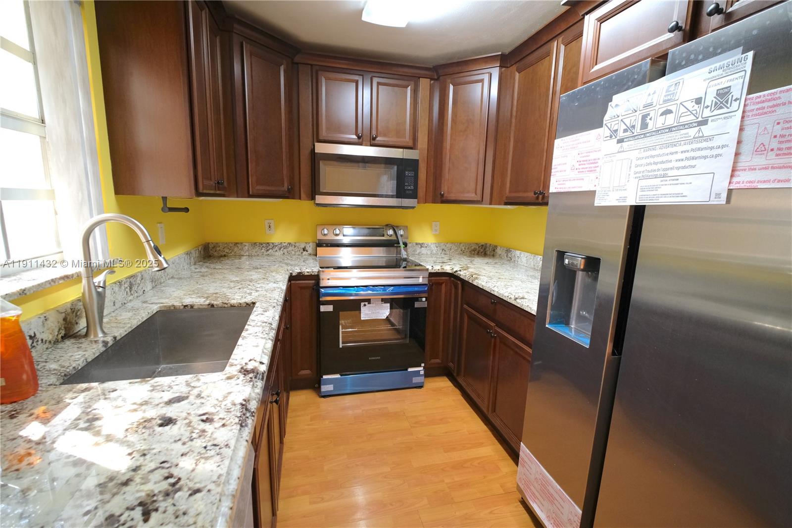 FLAMINGO GARDENS - Residential