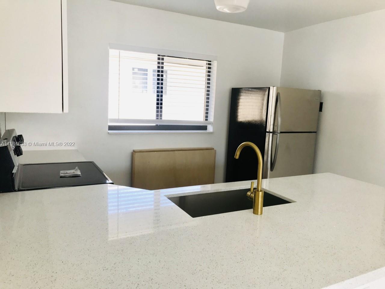 CITY OF MIAMI SOUTH - Residential Lease