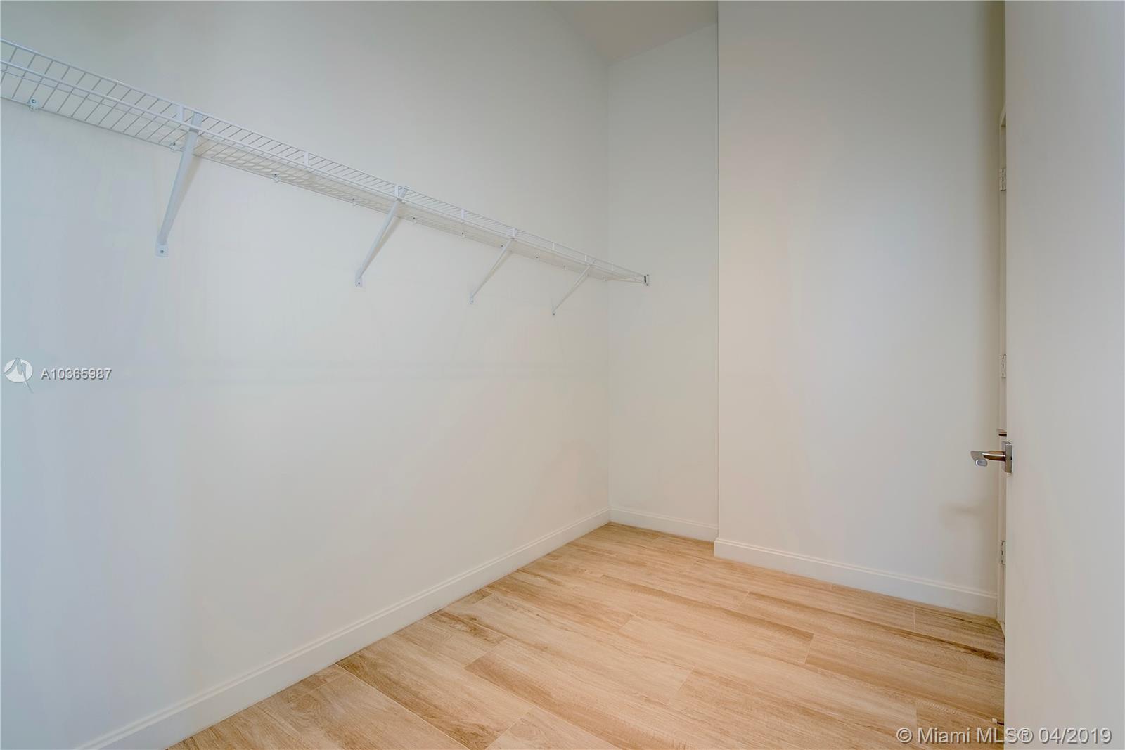 BRICKELL HEIGHTS EAST CON - Residential
