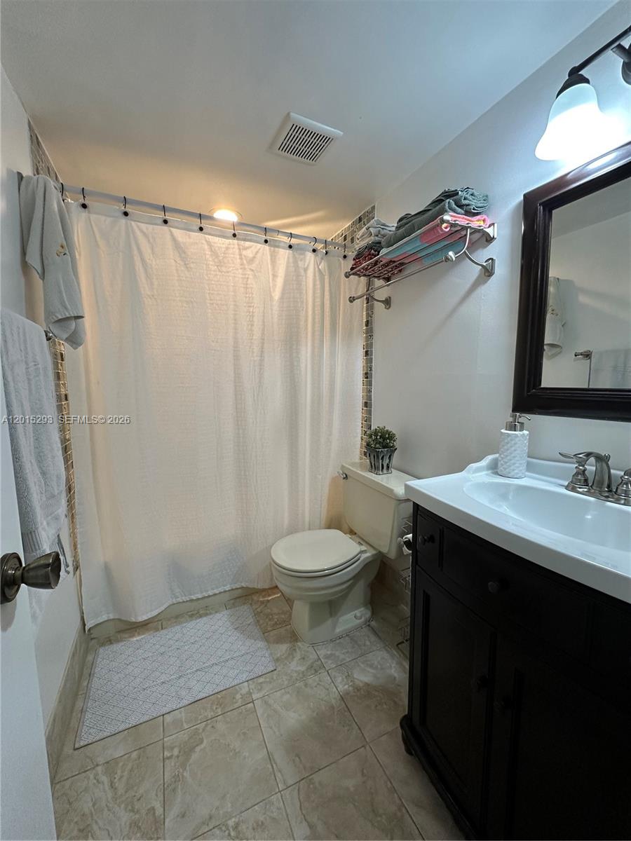THE HORIZONS CONDO #2 - Residential Lease
