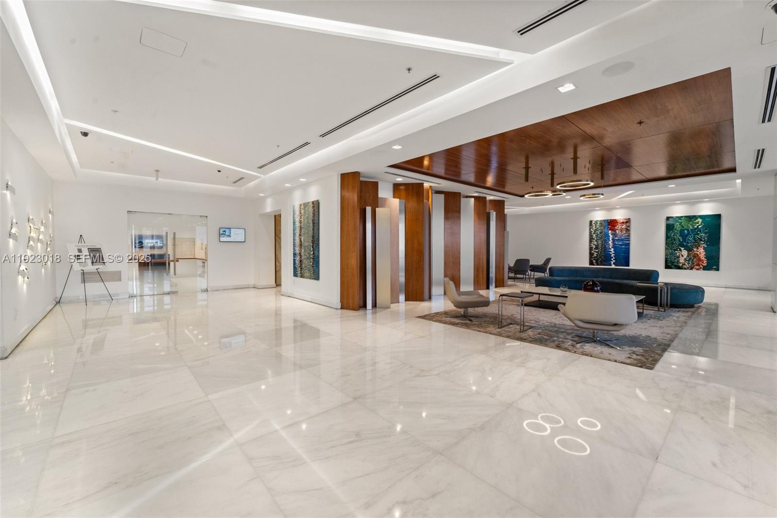 SUNSET HARBOUR NORTH COND - Residential