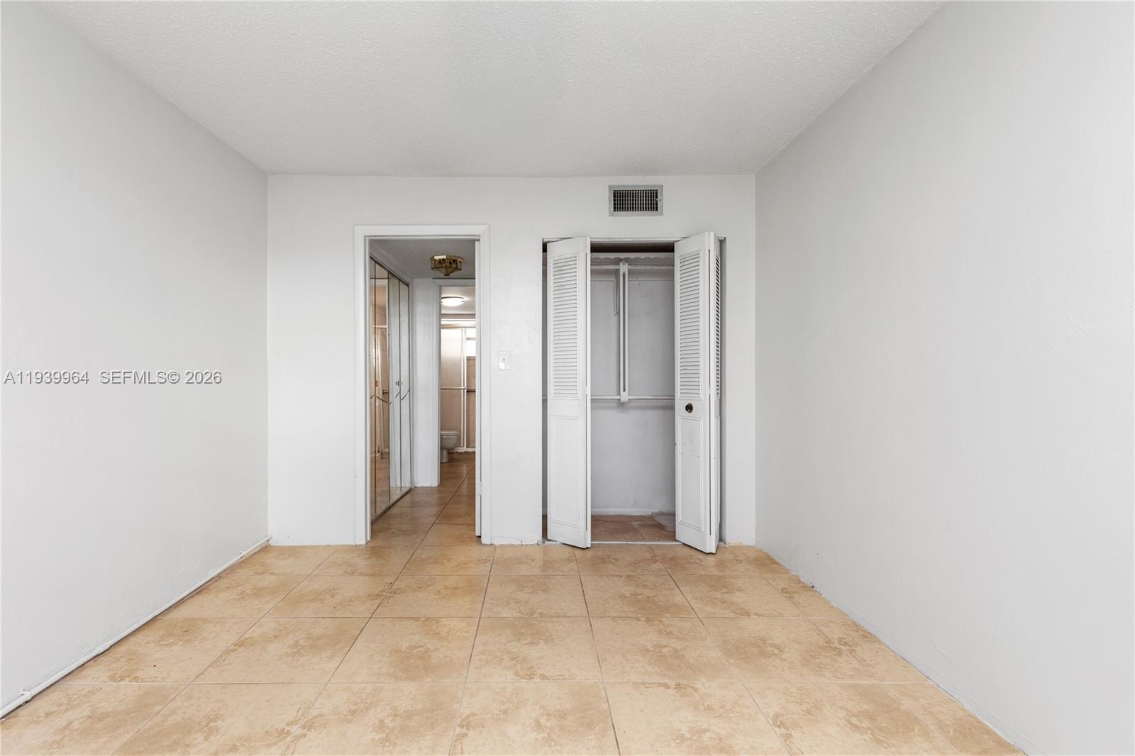 TOPAZ SOUTH CONDO - Residential