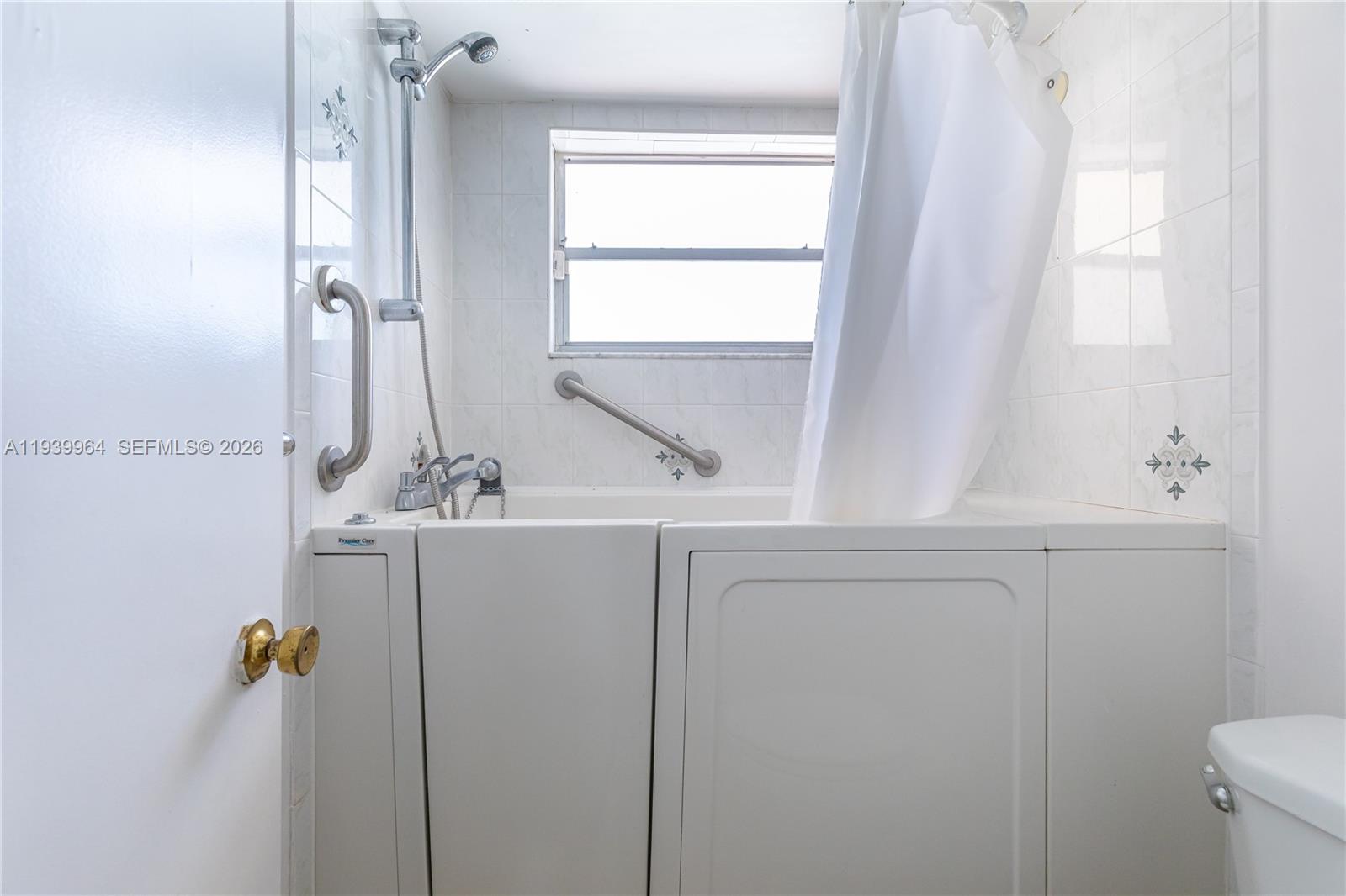 TOPAZ SOUTH CONDO - Residential