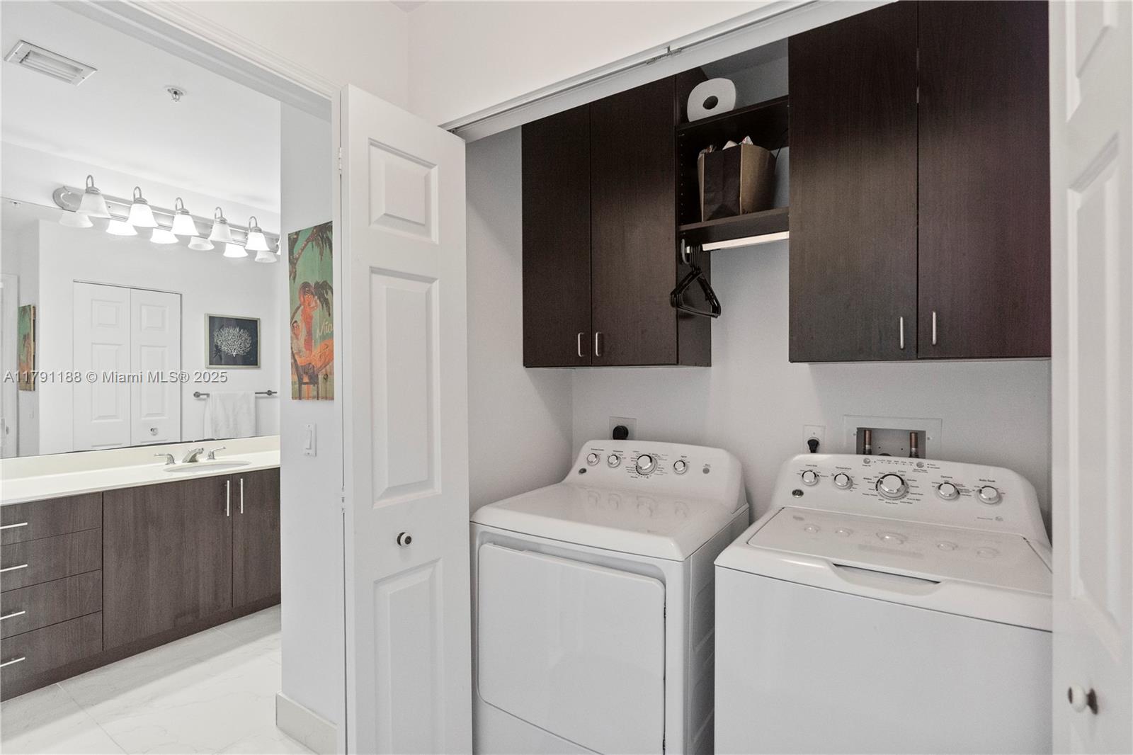 LAUDERDALE ONE CONDO - Residential