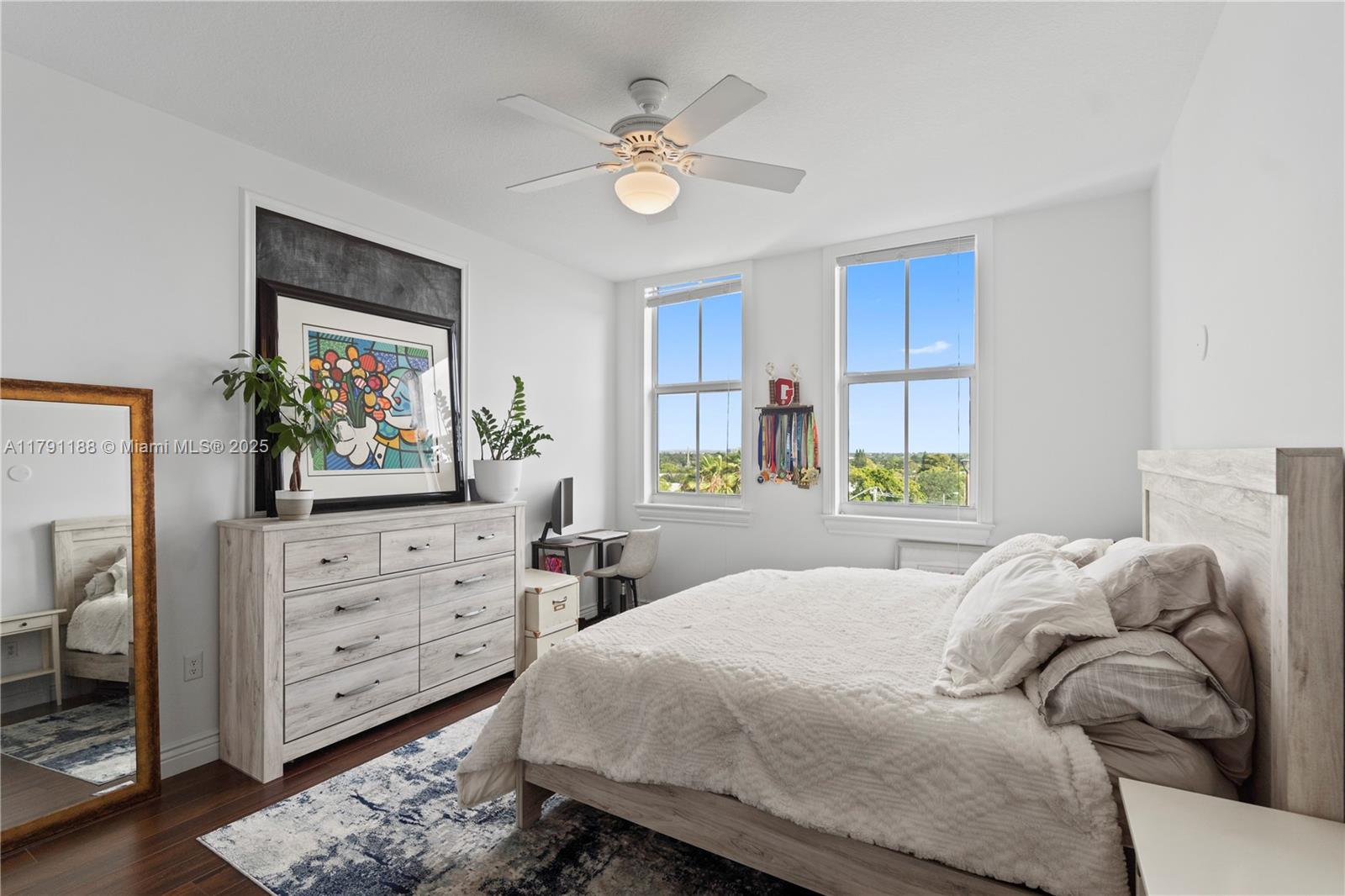 LAUDERDALE ONE CONDO - Residential