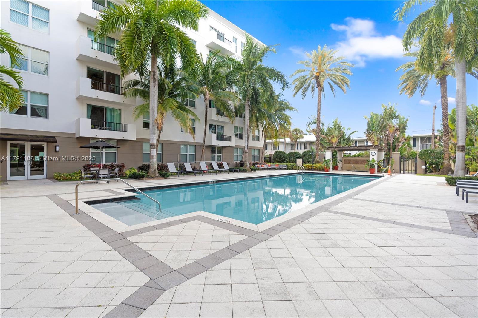 LAUDERDALE ONE CONDO - Residential