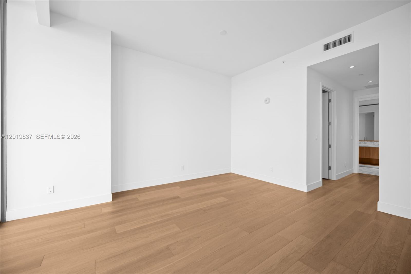 UNA RESIDENCES - Residential