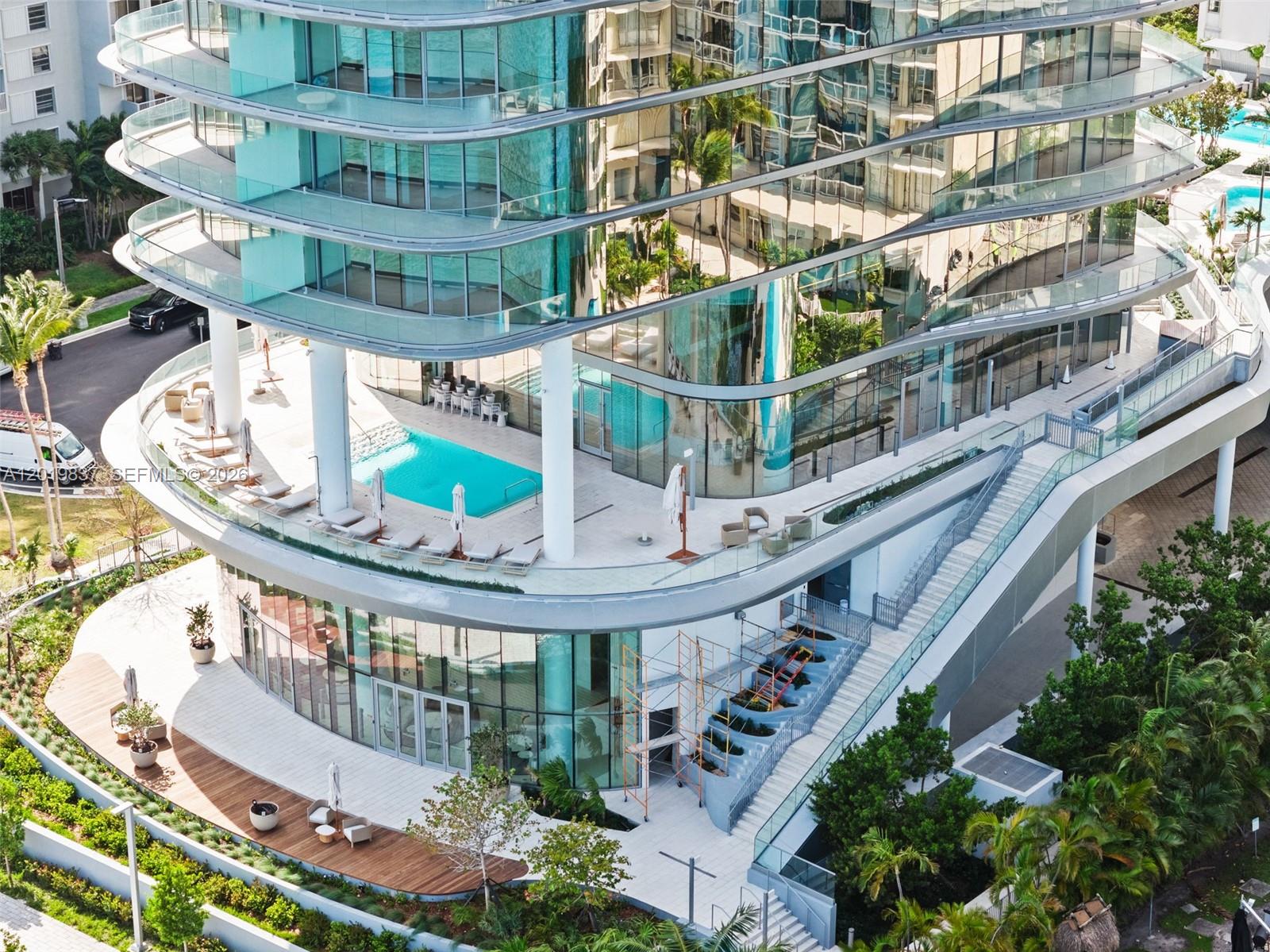 UNA RESIDENCES - Residential