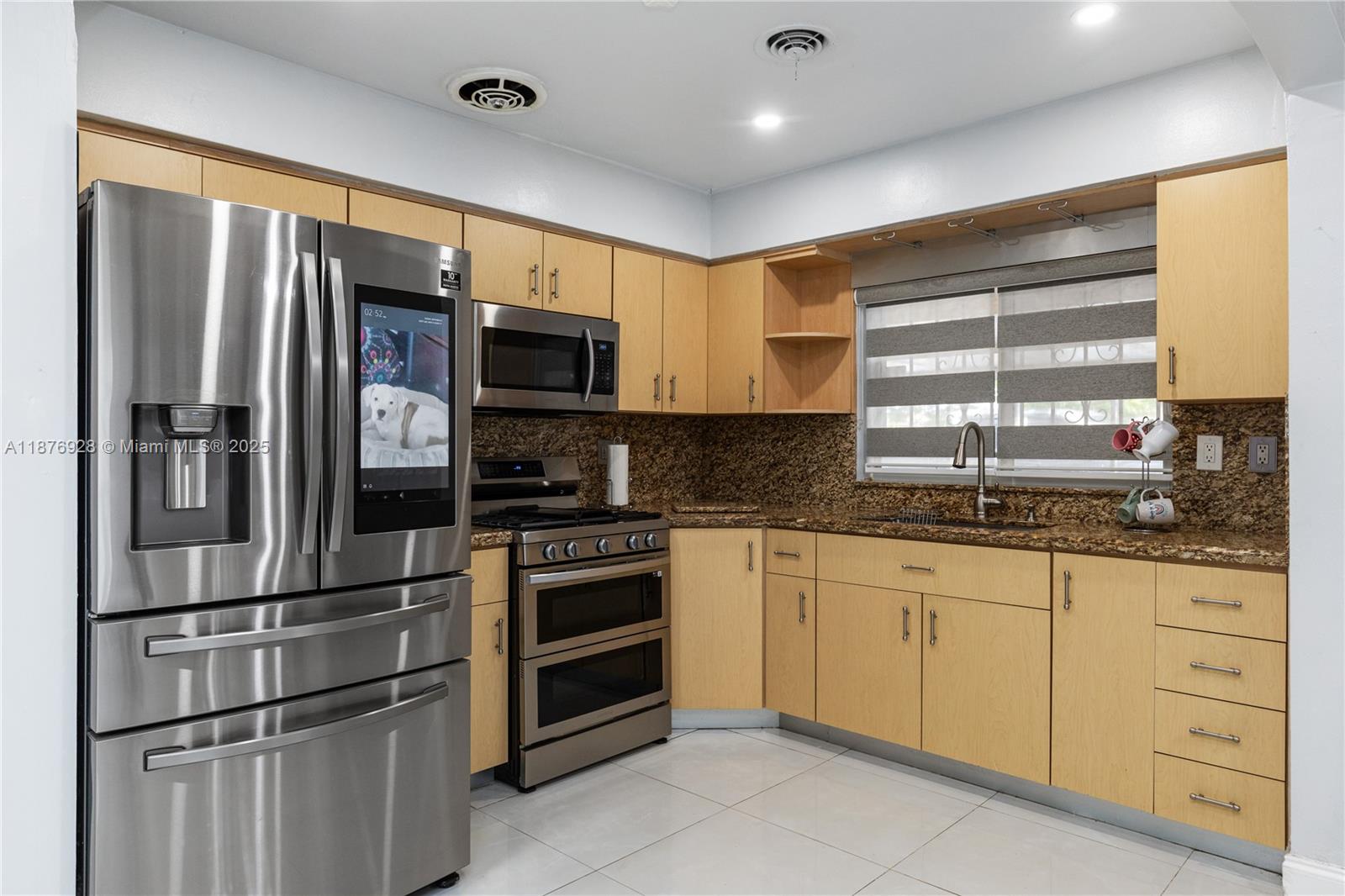 SCOTT LAKE MANOR SEC 3 - Residential