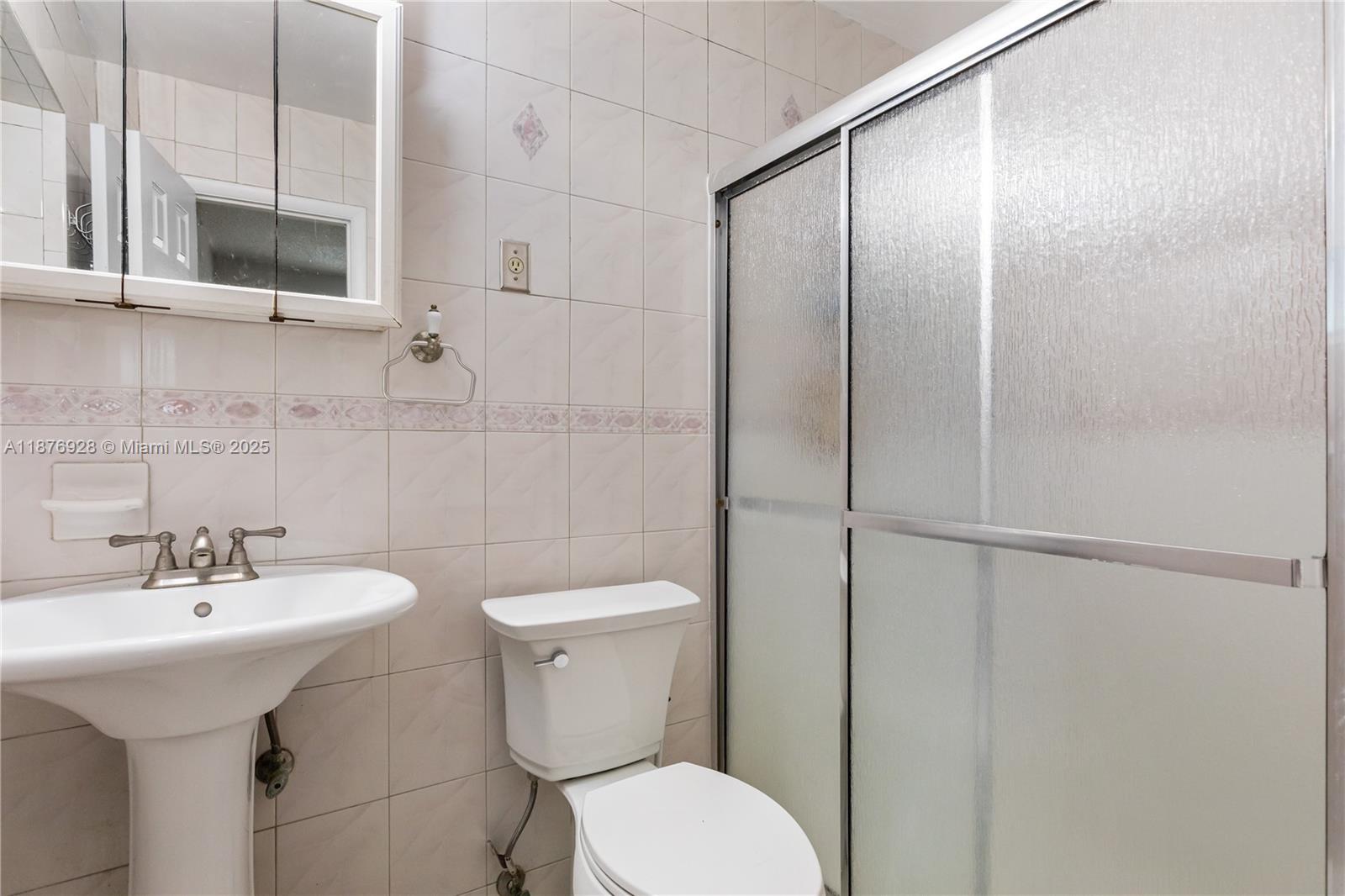 SCOTT LAKE MANOR SEC 3 - Residential