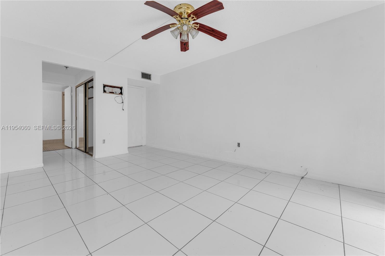 MISTY LAKE CONDO - Residential