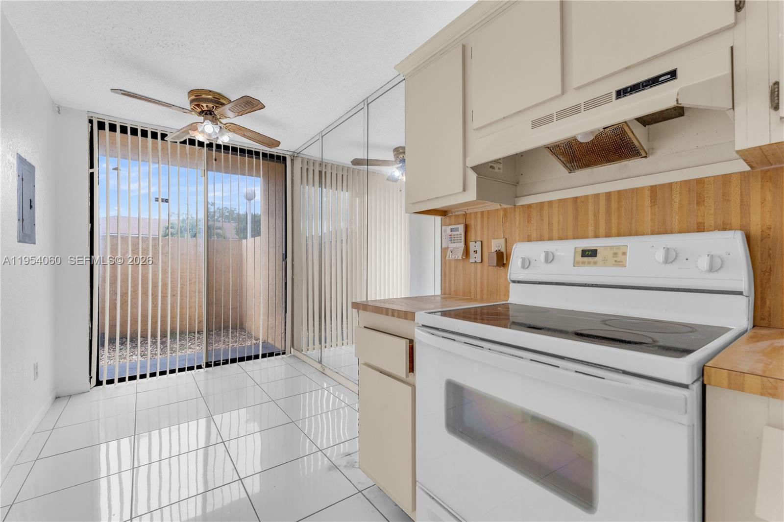 MISTY LAKE CONDO - Residential