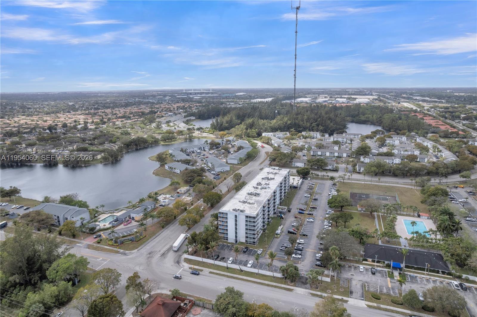 MISTY LAKE CONDO - Residential