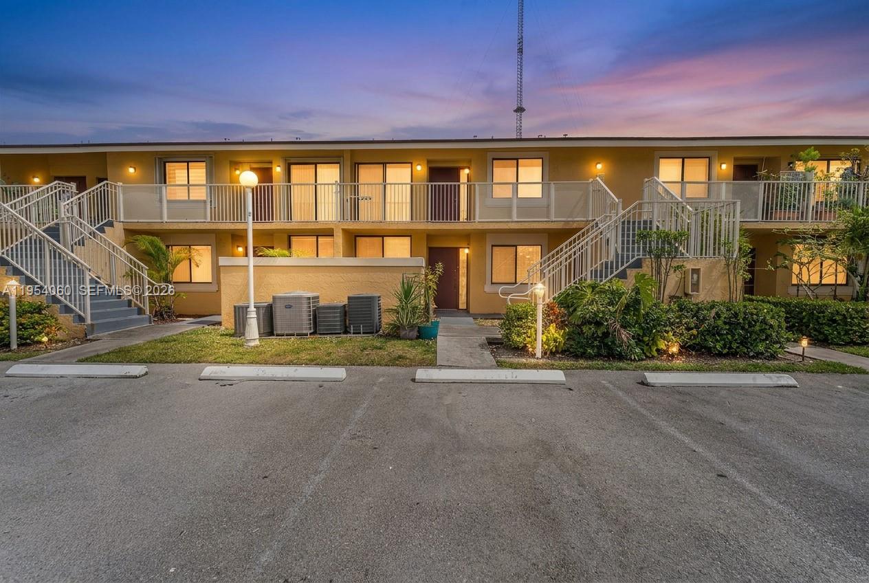 MISTY LAKE CONDO - Residential