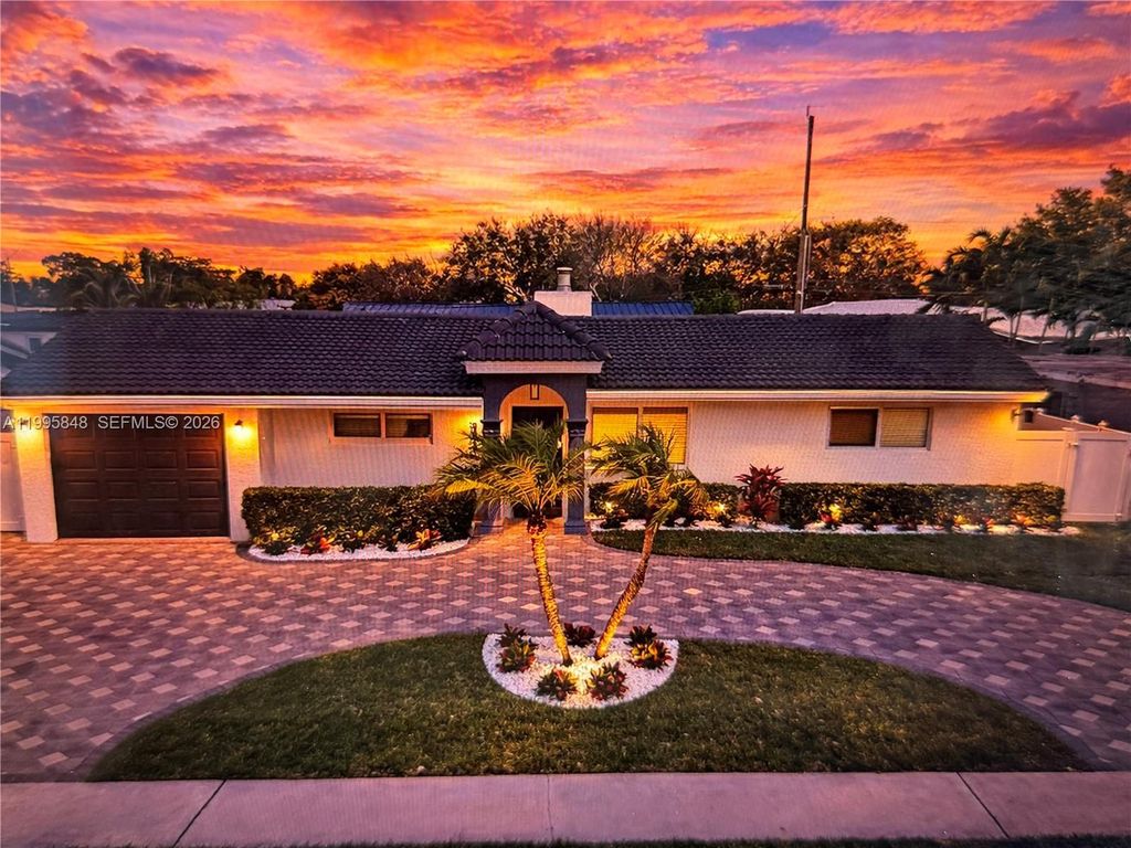 Photo of 2161 NE 62nd Ct #2161, Fort Lauderdale, FL 33308 (MLS # A11995848)