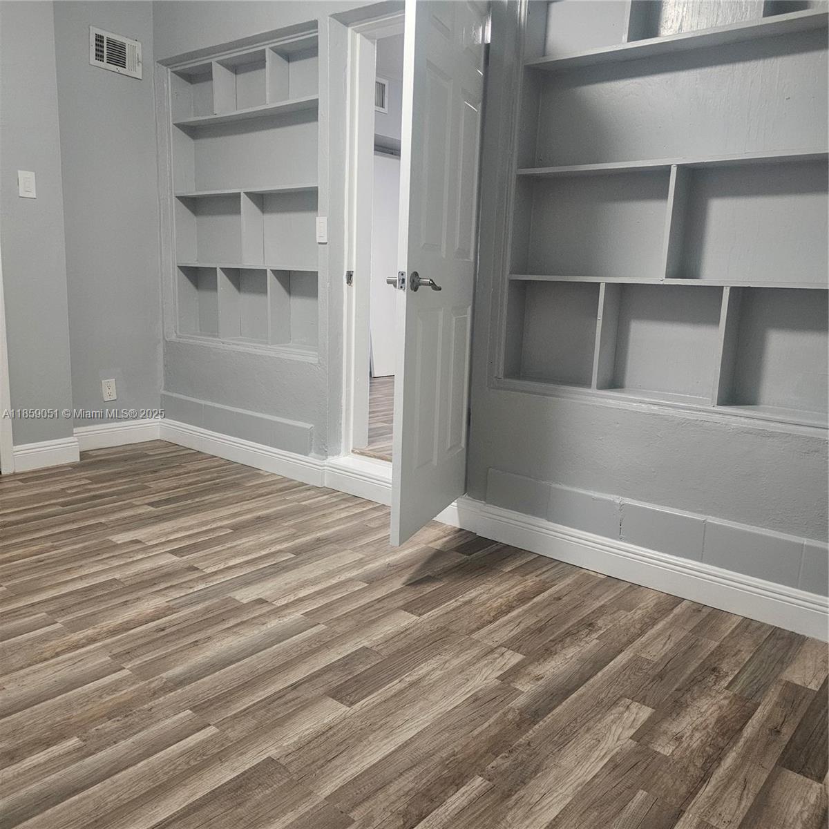 ATLANTIC BEACH DEV - Residential Lease