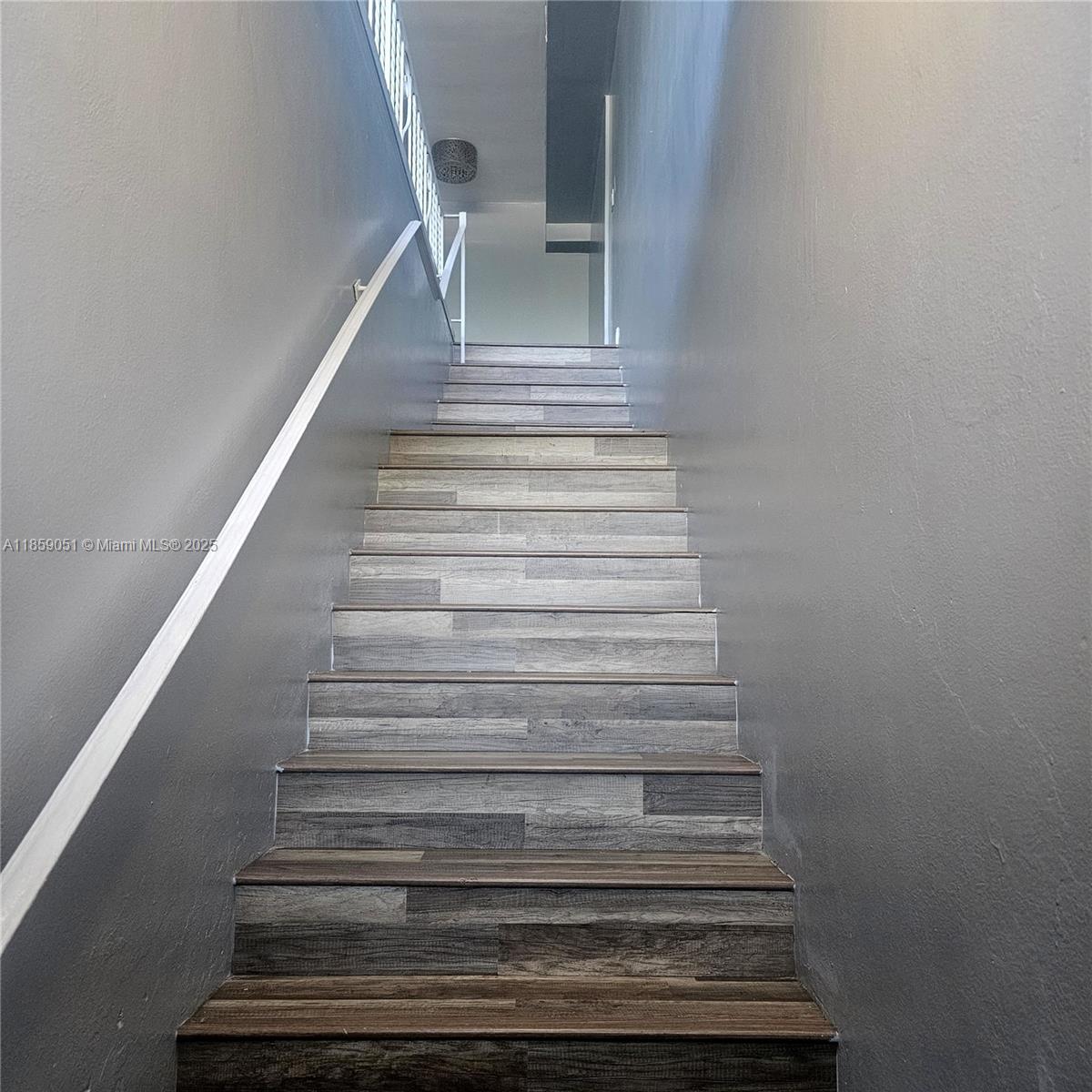 ATLANTIC BEACH DEV - Residential Lease