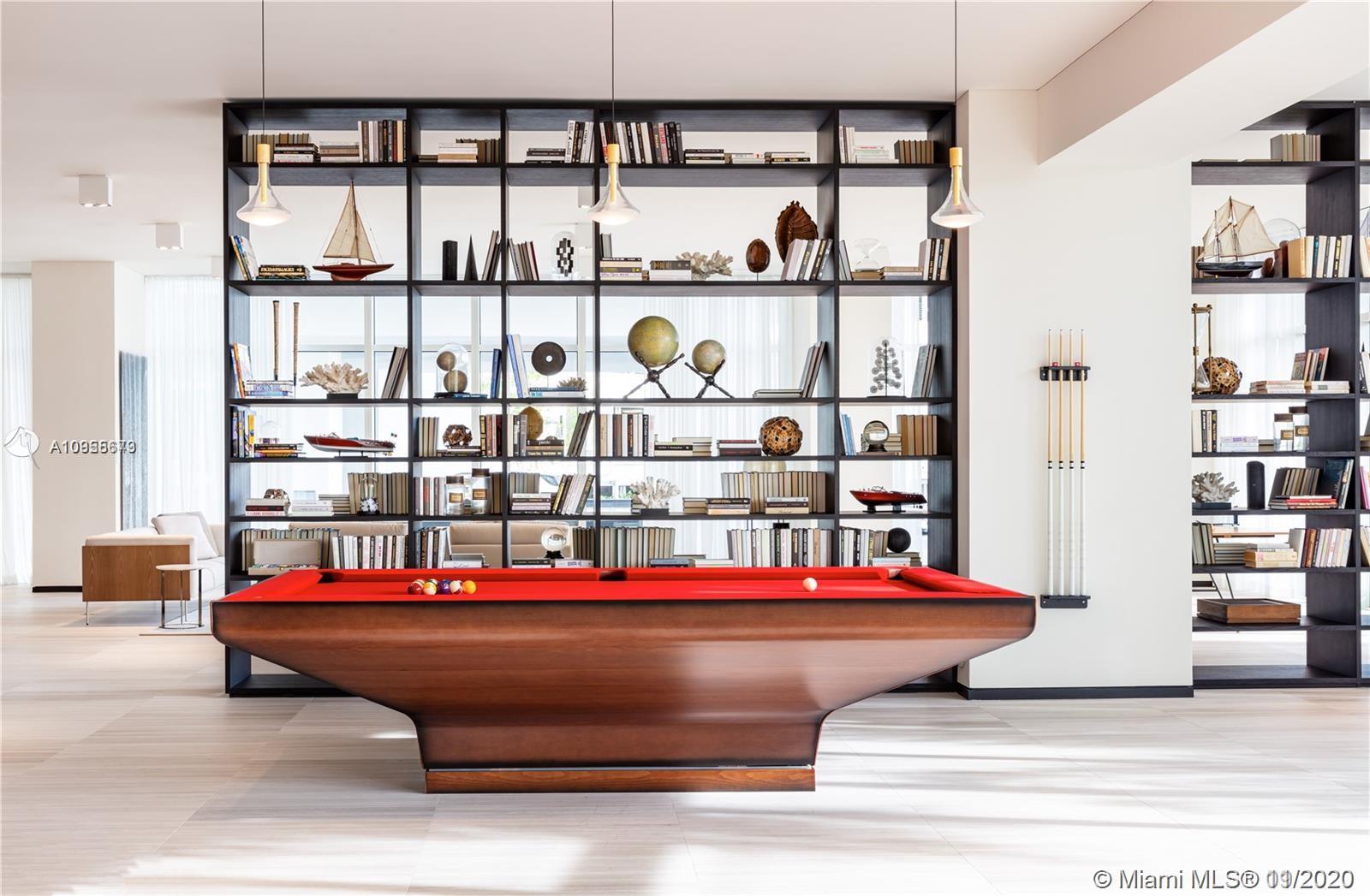 The Ritz-Carlton Residence - Residential