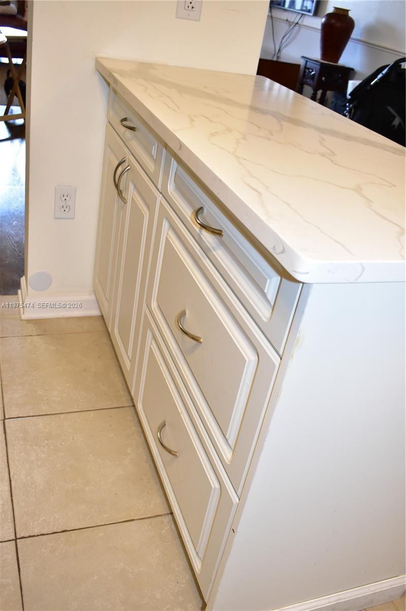 SUNRISE LAKES 72 CONDO - Residential