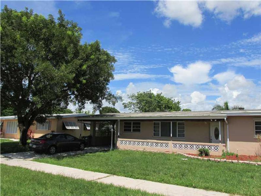 Updated house currently rented with great tenants. Home has huge yard with screened in pool & patio.