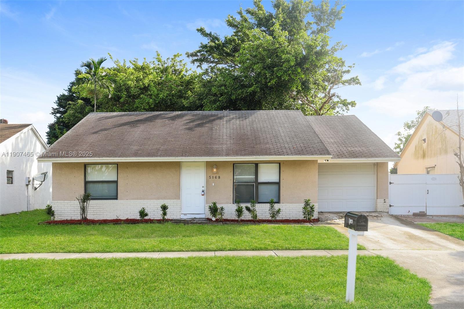 LANTANA HOMES 5 - Residential Lease