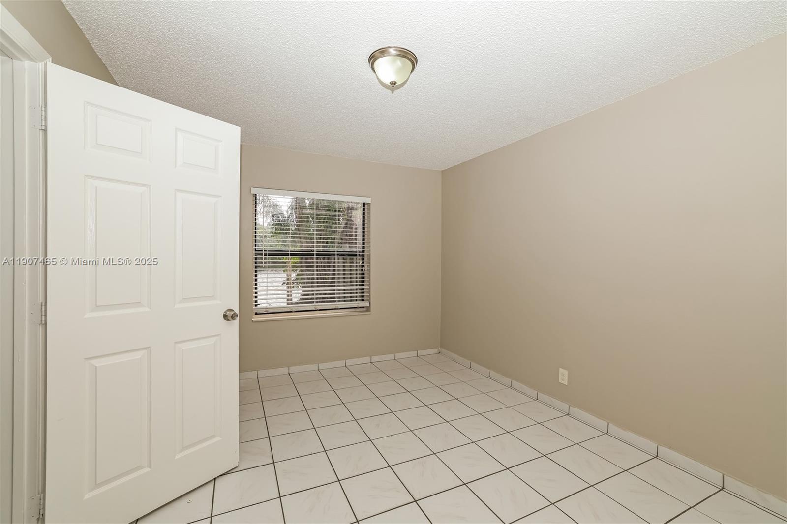 LANTANA HOMES 5 - Residential Lease