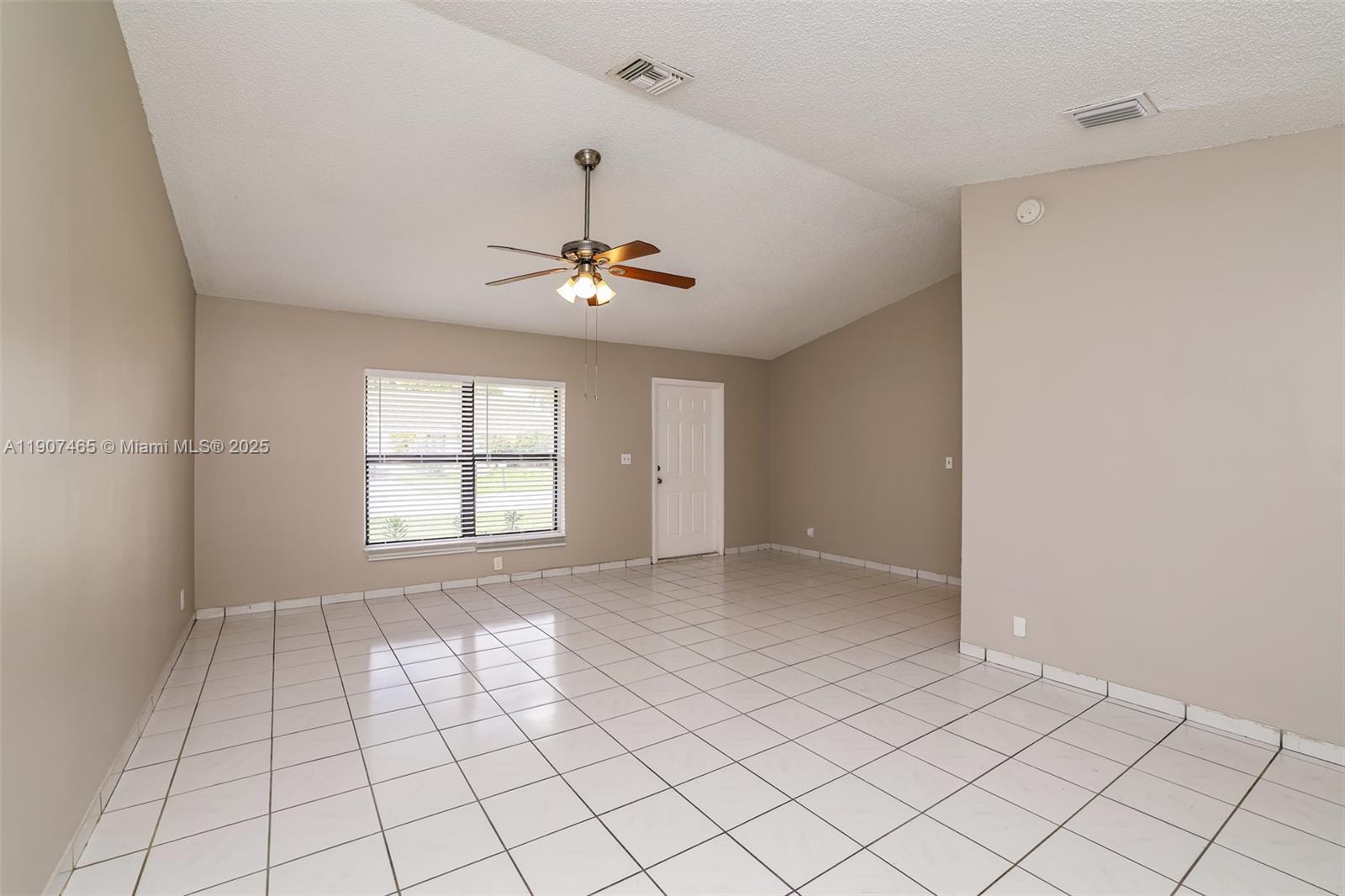 LANTANA HOMES 5 - Residential Lease