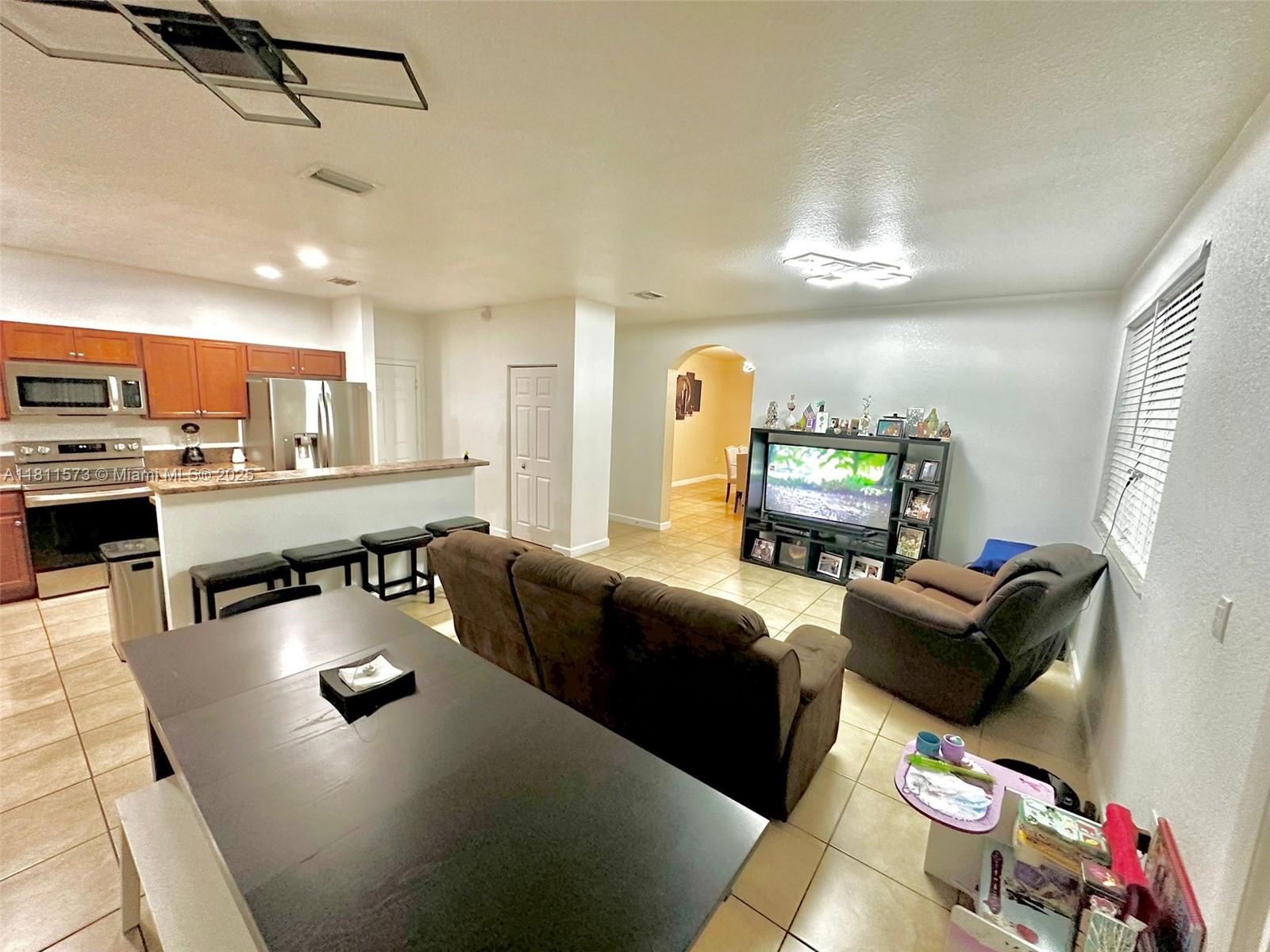 SILVER PALM EAST SEC FOUR - Residential