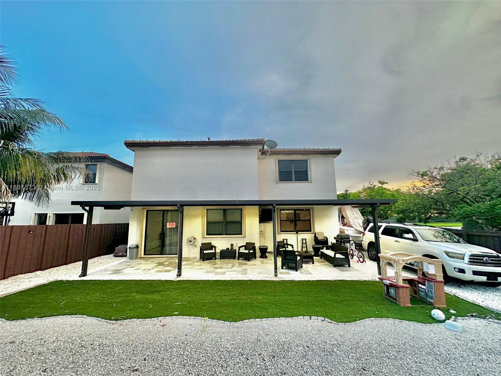 SILVER PALM EAST SEC FOUR - Residential