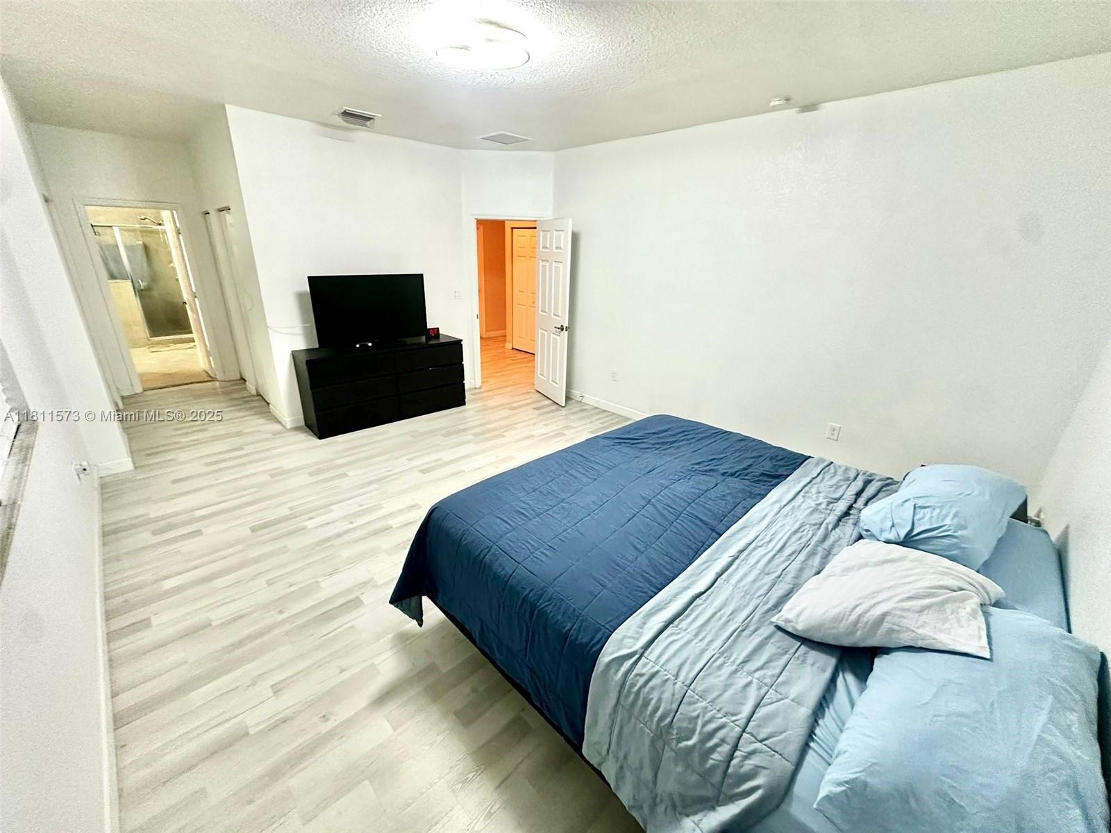 SILVER PALM EAST SEC FOUR - Residential