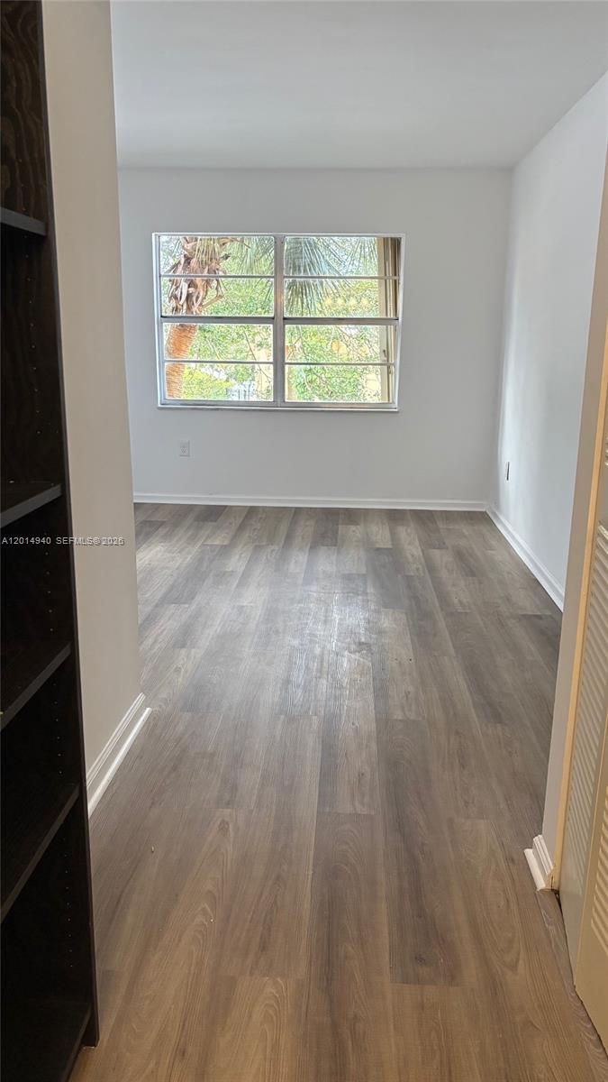 HERITAGE CIRCLE CONDO - Residential