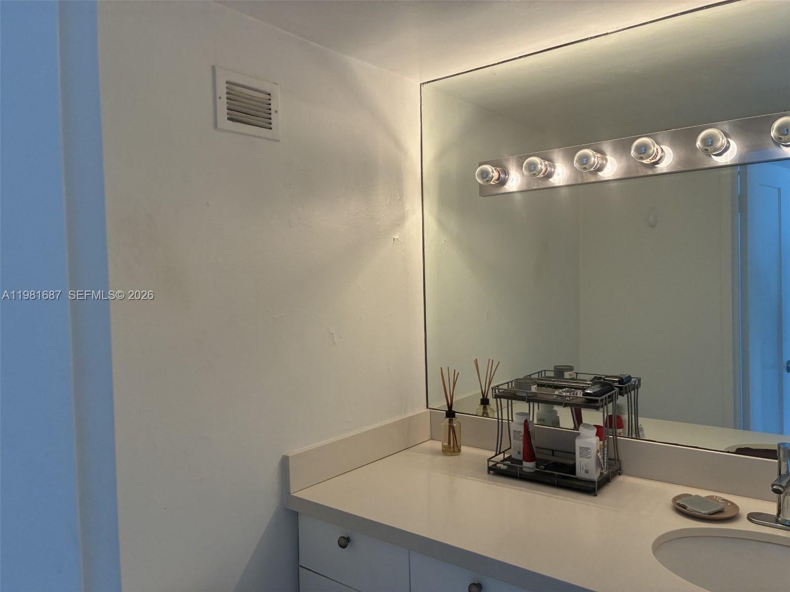 MIRADOR 1000 CONDO - Residential Lease