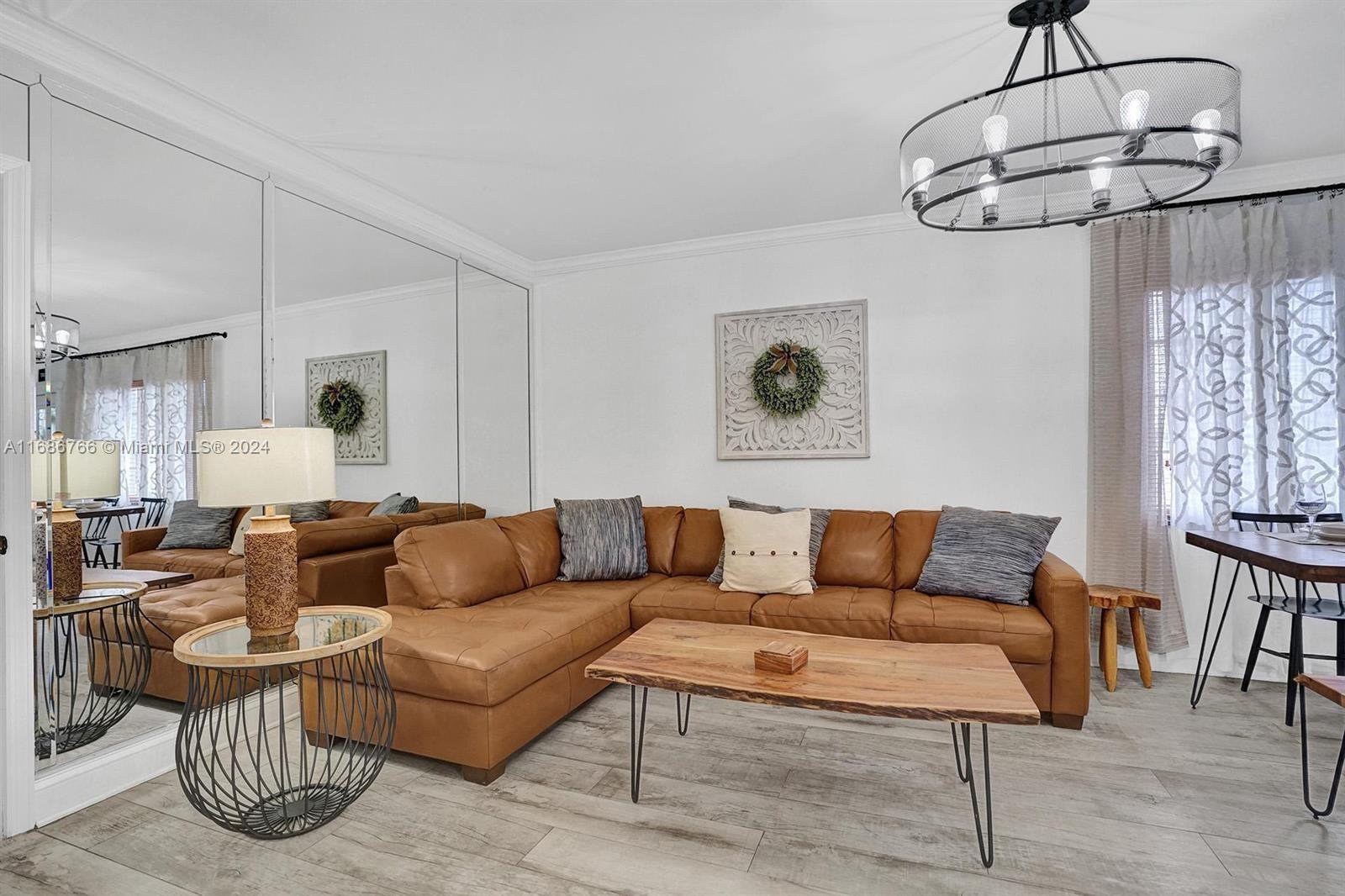 THIRD AMEND PLAT OF PORTI - Residential Lease