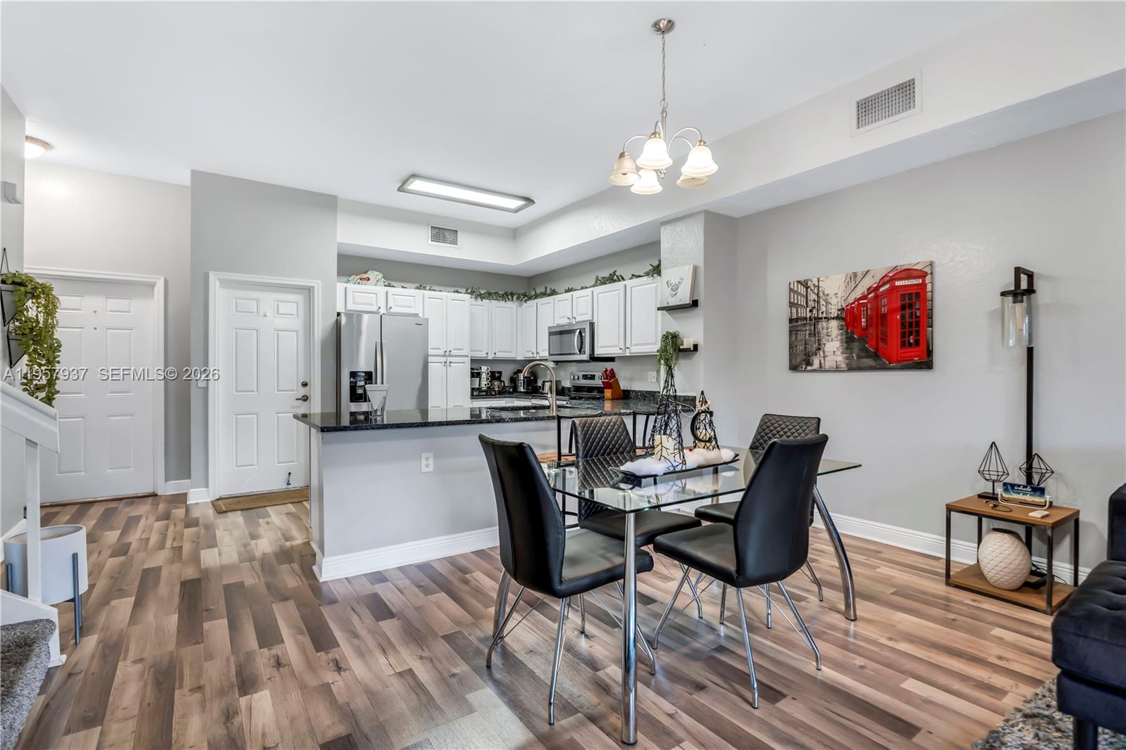 VILLAS OF PALOMINO CONDO - Residential