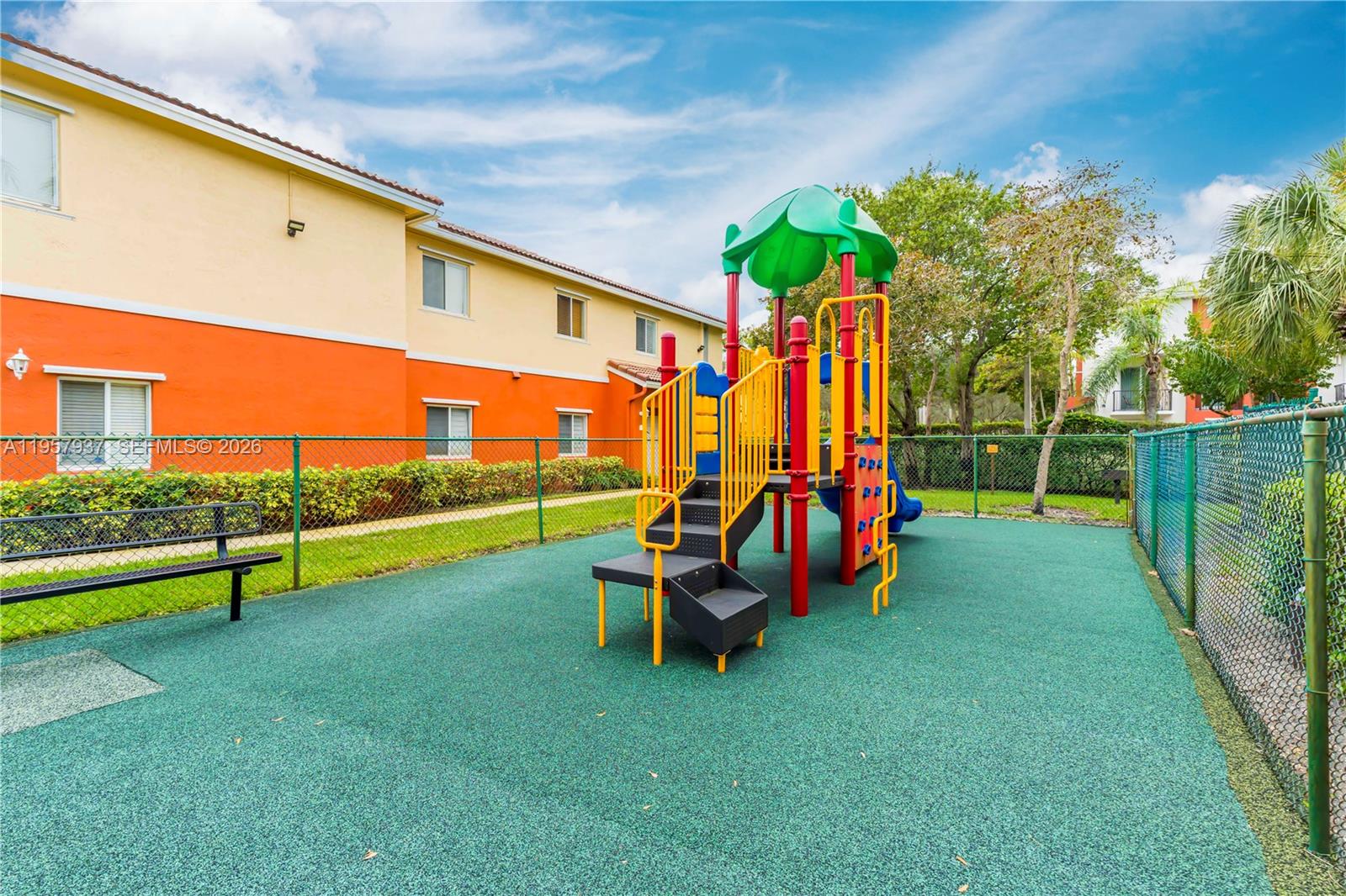 VILLAS OF PALOMINO CONDO - Residential