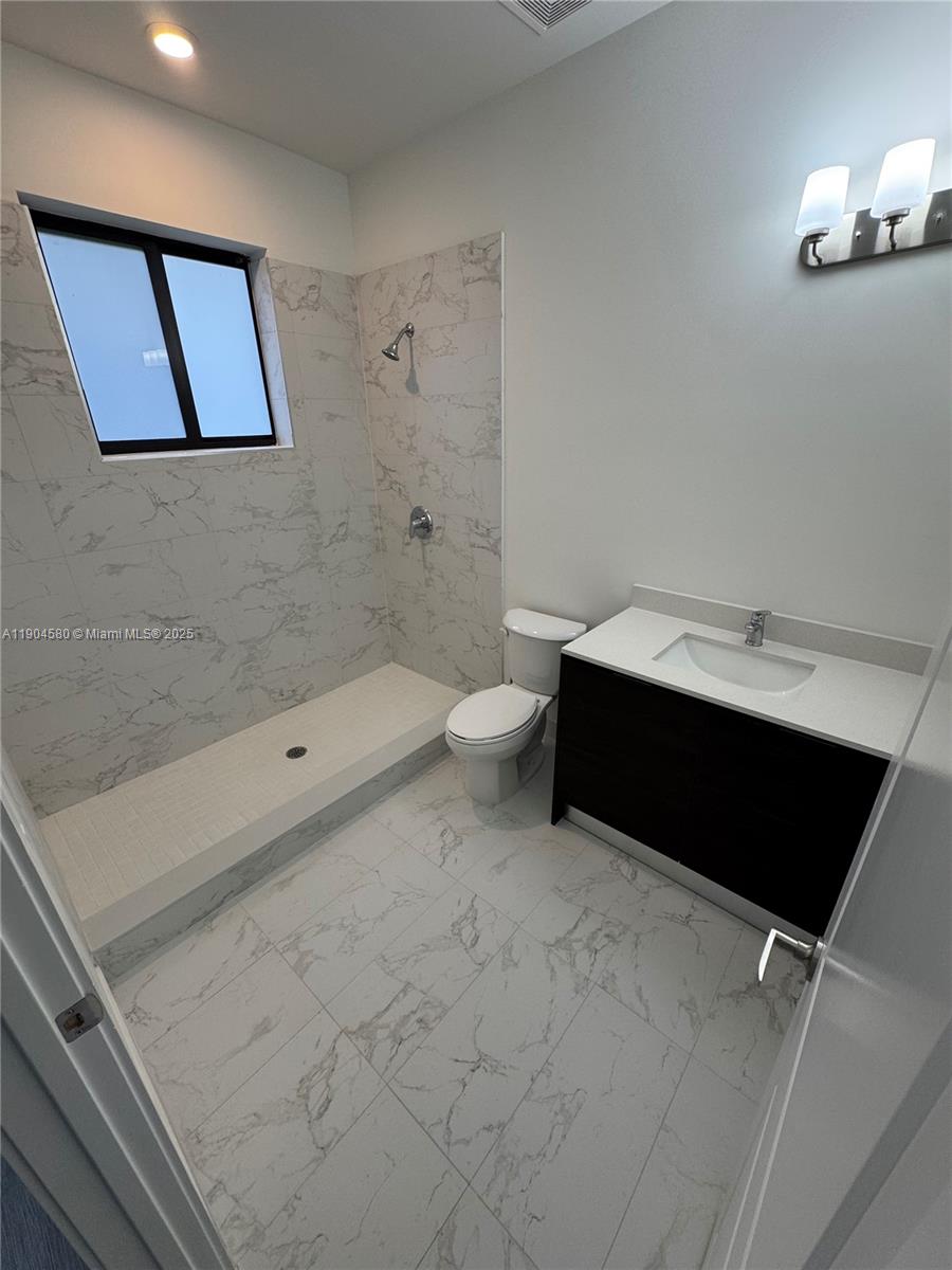 CENTURY PARK SQUARE - Residential