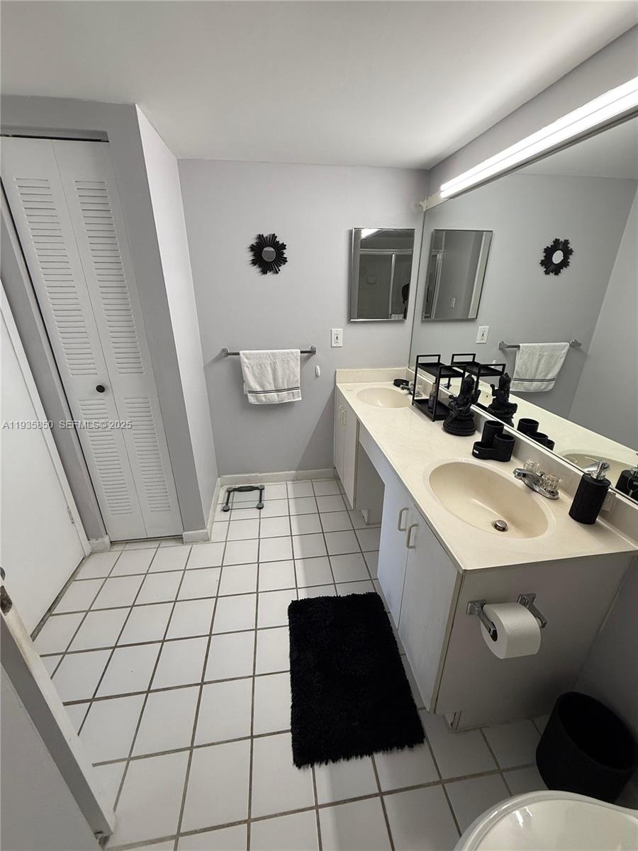 PARC CENTRAL AVENTURA EAST - Residential