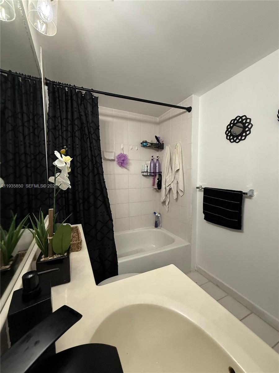 PARC CENTRAL AVENTURA EAST - Residential