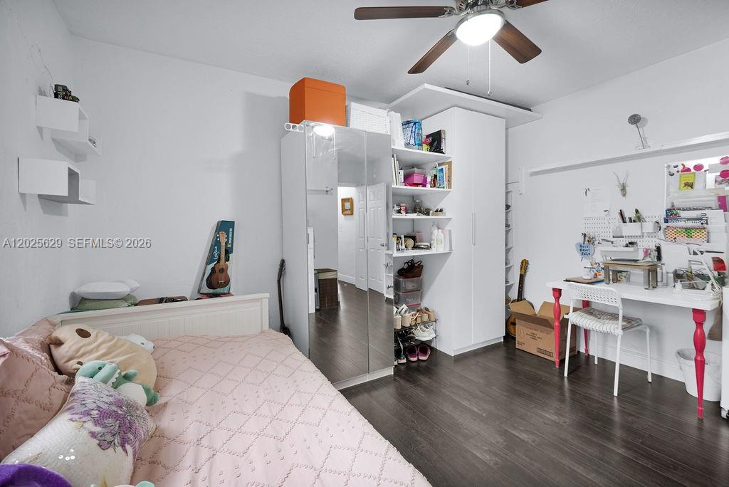 TWELFTH ST MANORS - Residential
