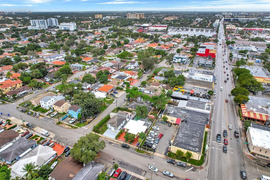 TWELFTH ST MANORS - Residential