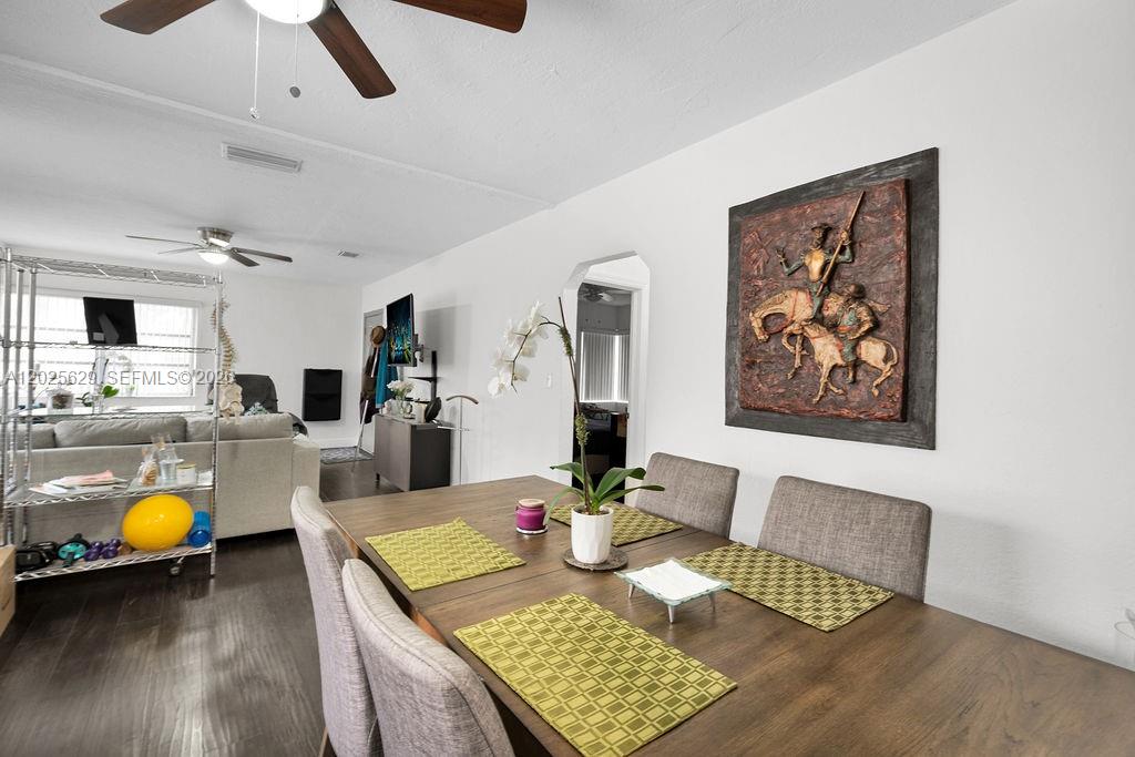 TWELFTH ST MANORS - Residential