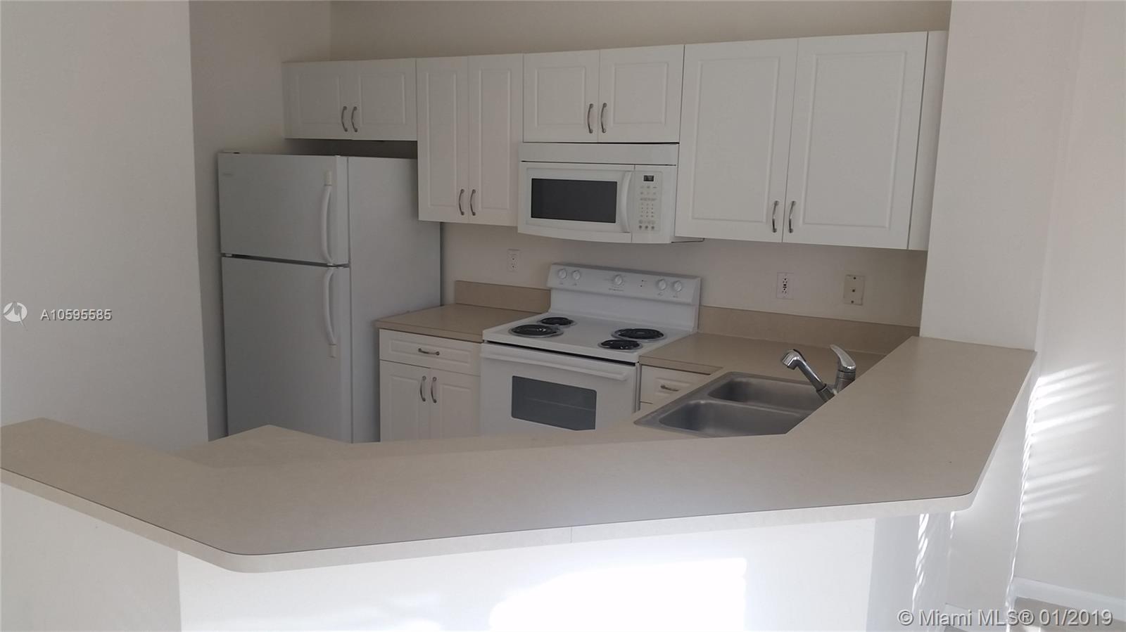 PALM LAKE CONDO - Residential Lease