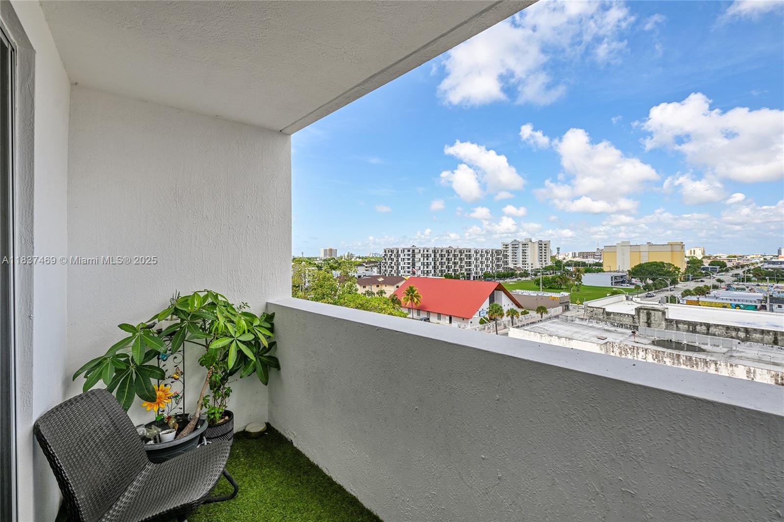 36 NW 6th Ave 701
